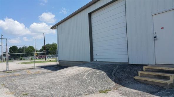 12204 E Admiral Pl, Tulsa, OK 74116